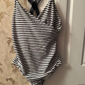 Womens Swimwear Size XL (16-18)